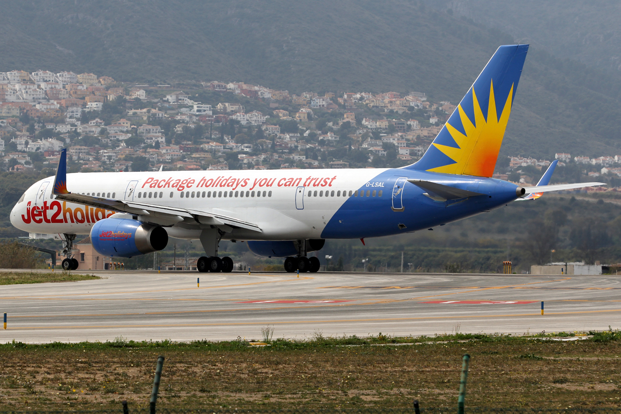 G-LSAL (26967) 1993 Boeing 757-204