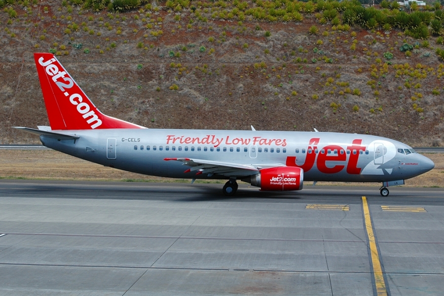 G-CELS (23660) 1986 Boeing 737-377