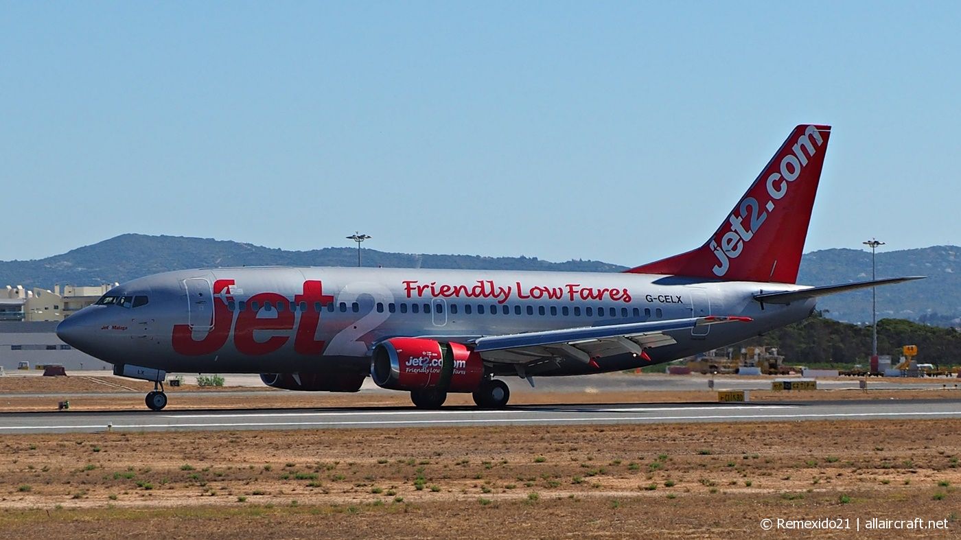 G-CELX (23654) 1986 Boeing 737-377(QC)