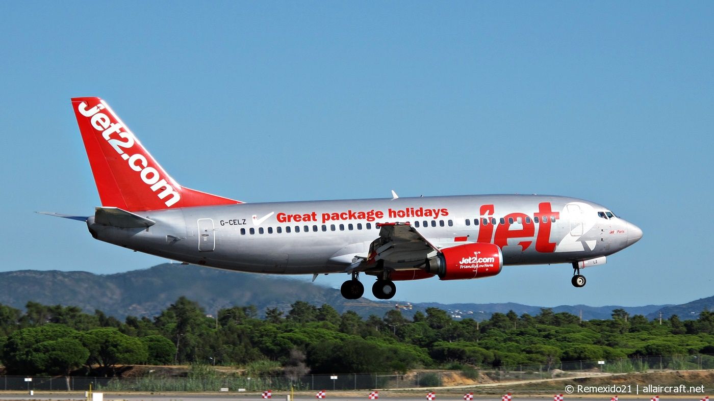 G-CELZ (23658) 1986 Boeing 737-377