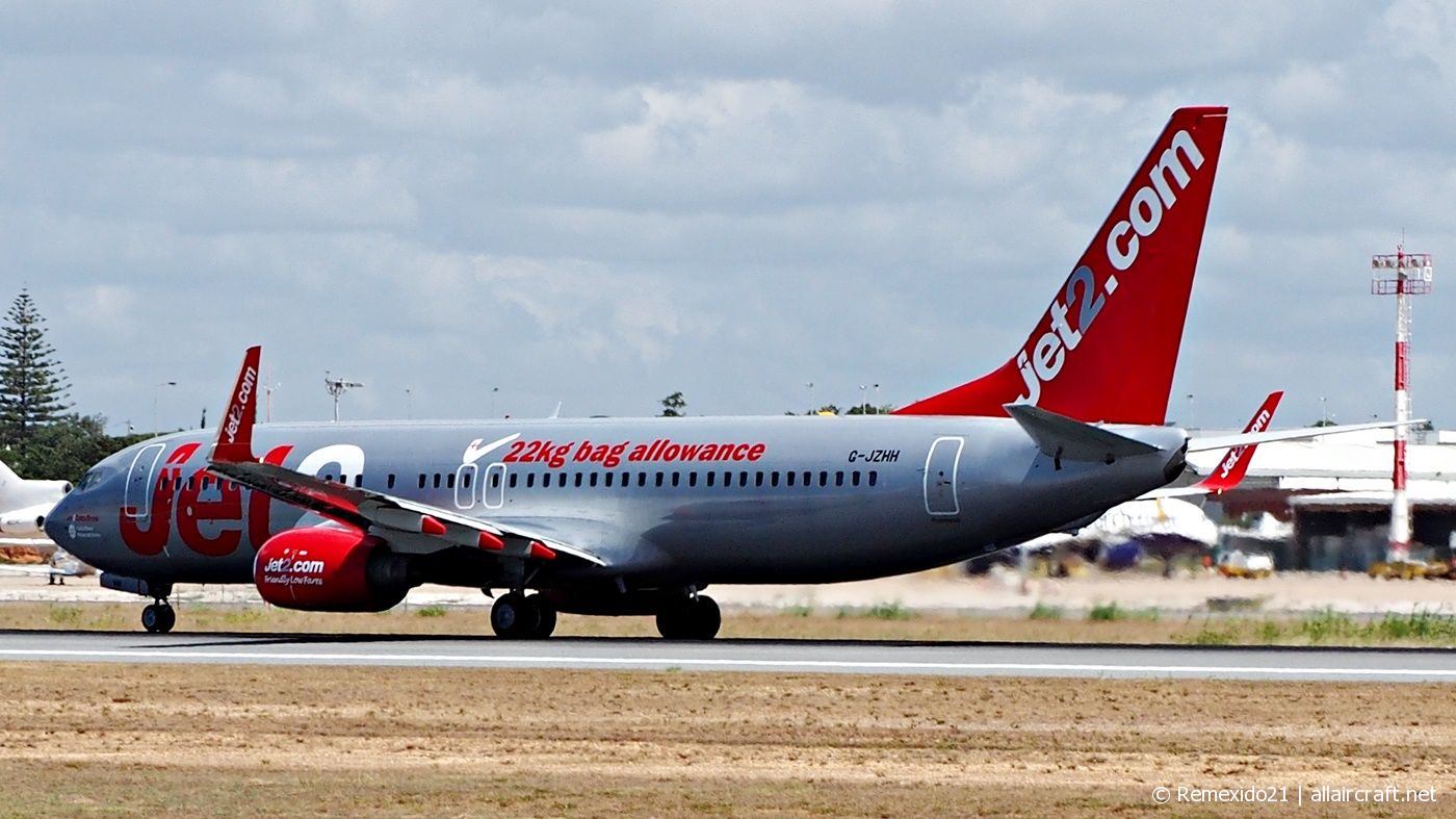 G-JZHH (28536) 2000 Boeing 737-85P WL