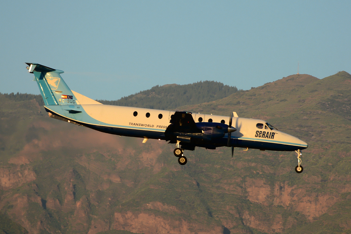 EC-GUD (UC-156) 1991 Beechcraft 1900C-1
