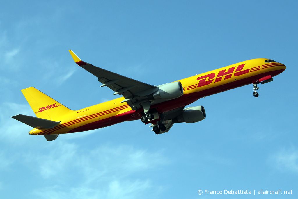D-ALEP (30046) 2002 Boeing 757-2Q8 PCF WL
