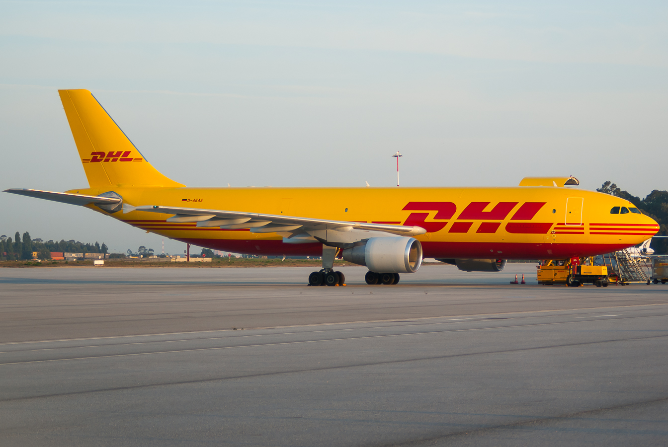 D-AEAA, (cn 743), Airbus A300B4-622R