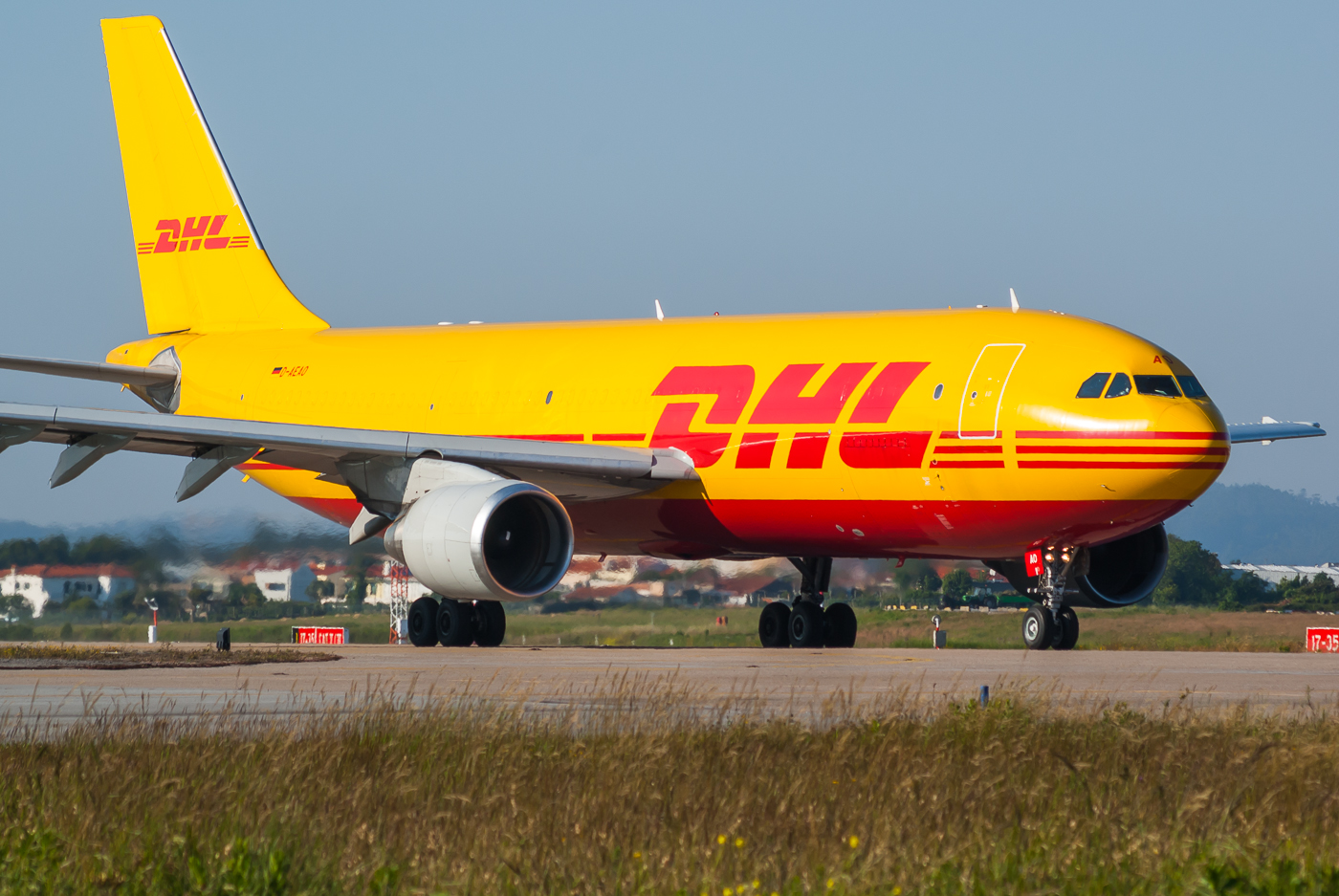 D-AEAO (711) 1993 Airbus A300B4-622R(F)