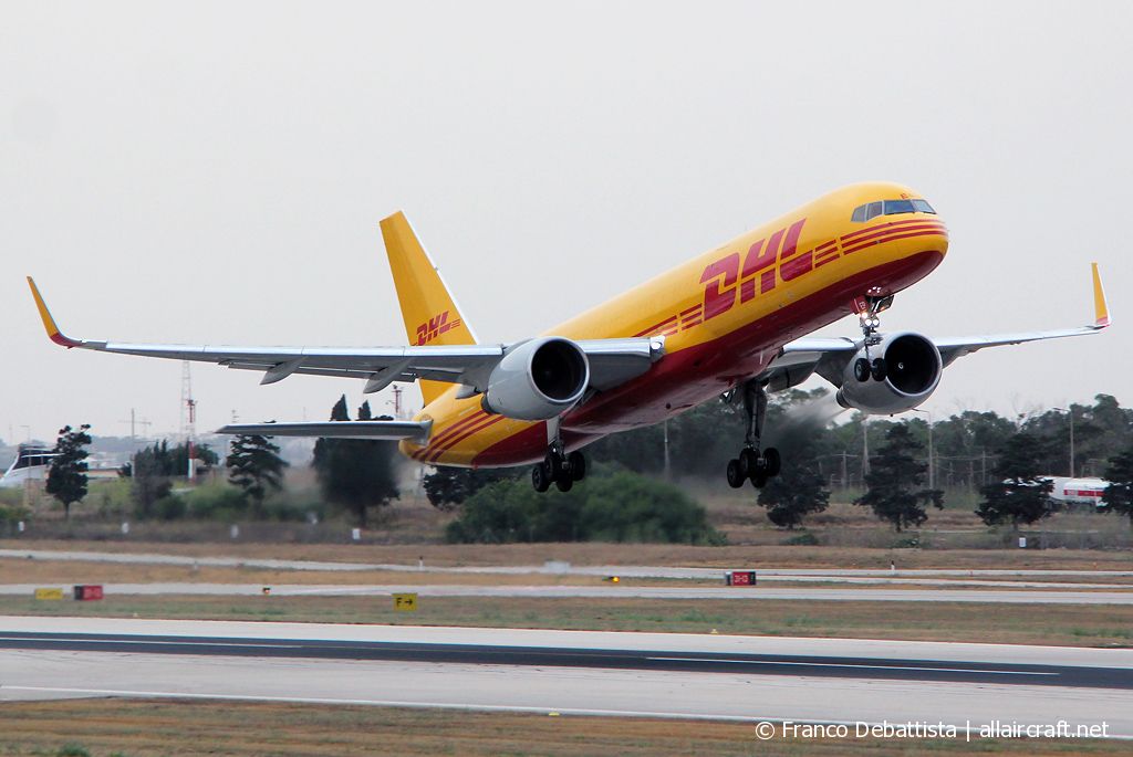 D-ALEP (30046) 2002 Boeing 757-2Q8(PCF)(WL)