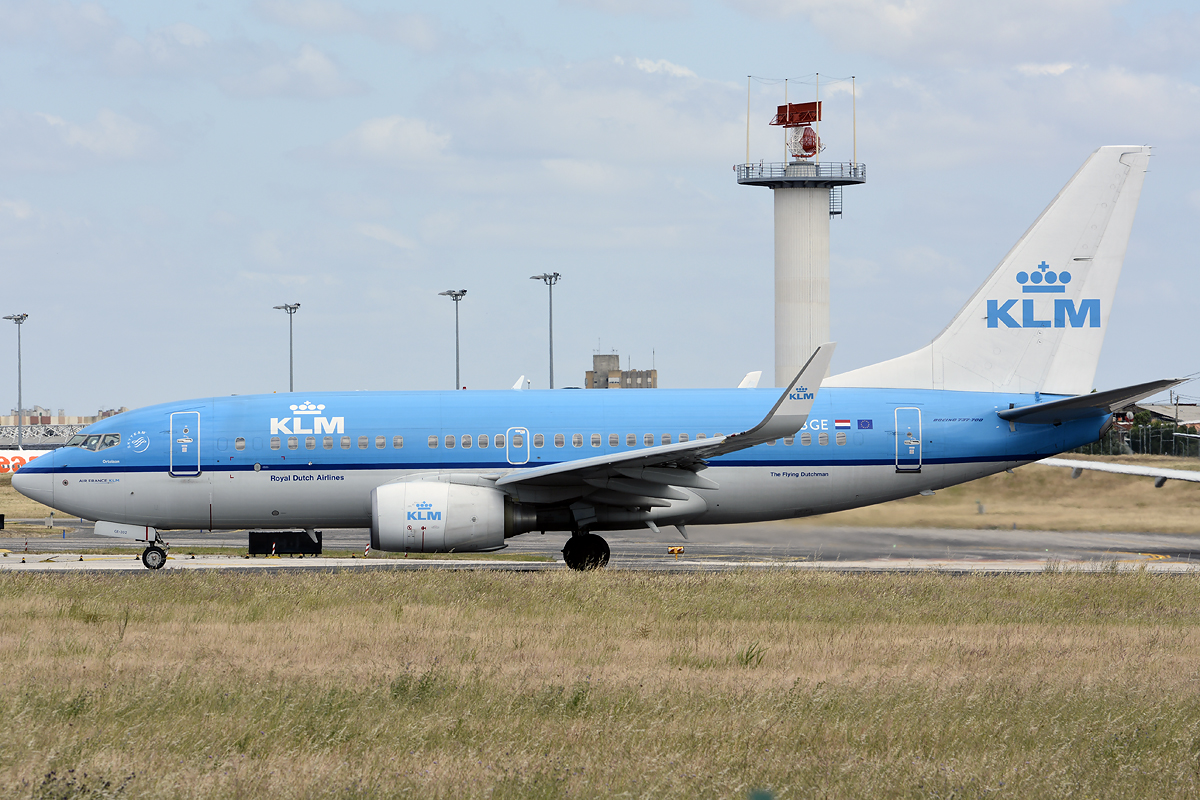 PH-BGE (30371) 2008 Boeing 737-7K2(WL)