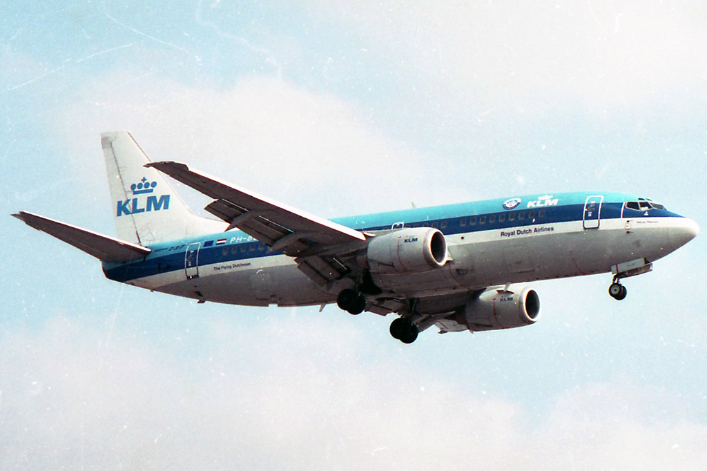 PH-BDH (23543) Boeing 737-306