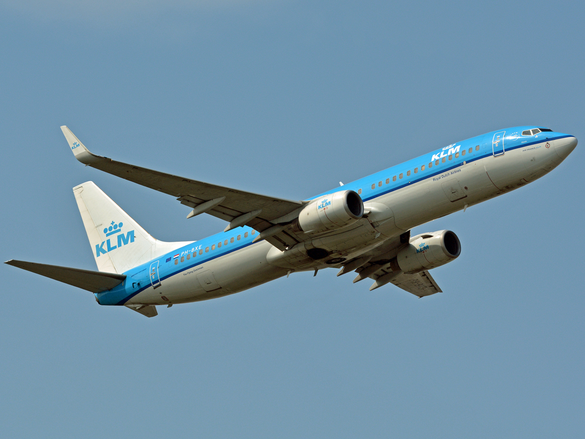 PH-BXE (29595) 2000 Boeing 737-8K2