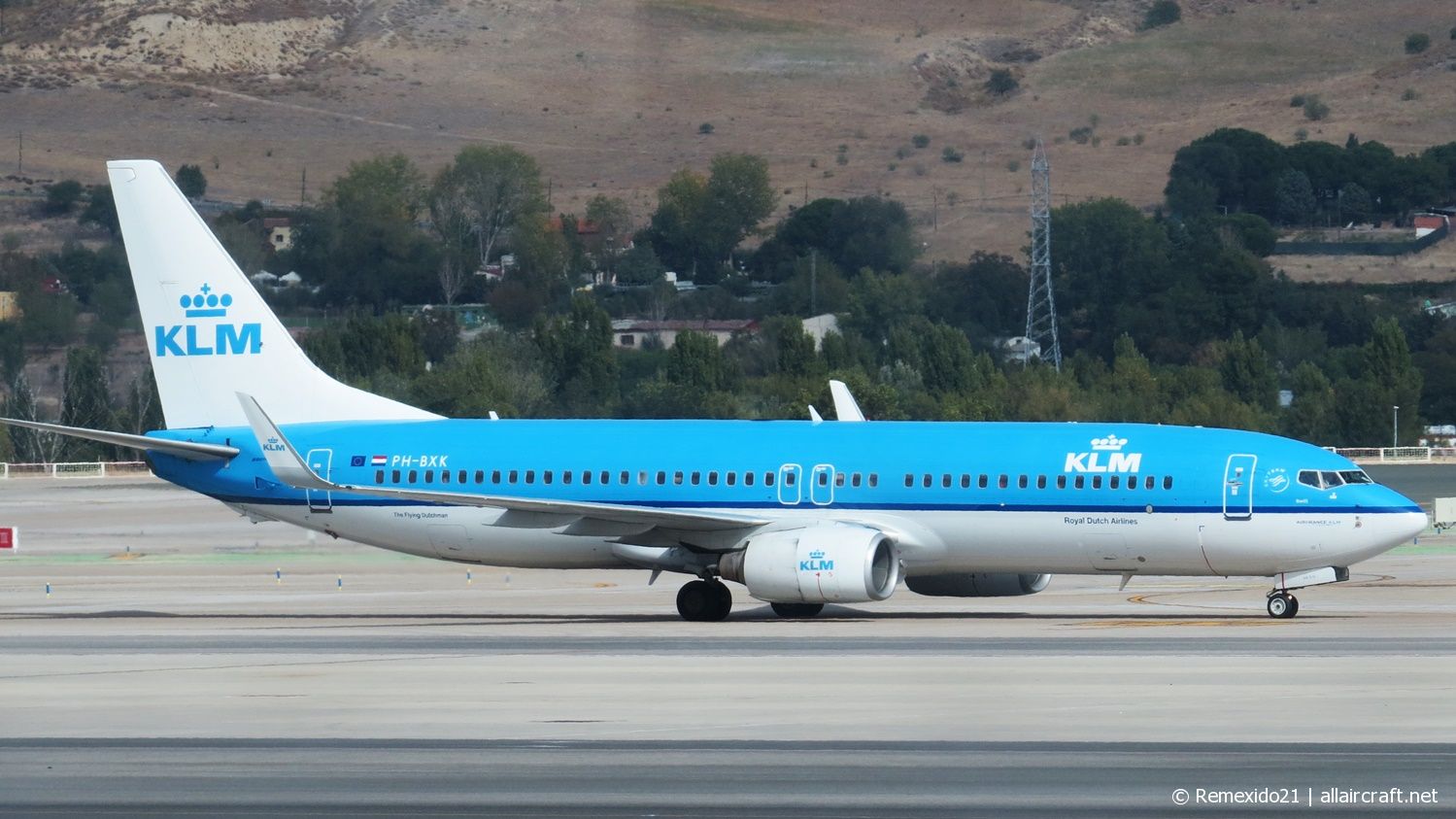 PH-BXK (29598) 2000 Boeing 737-8K2(WL)