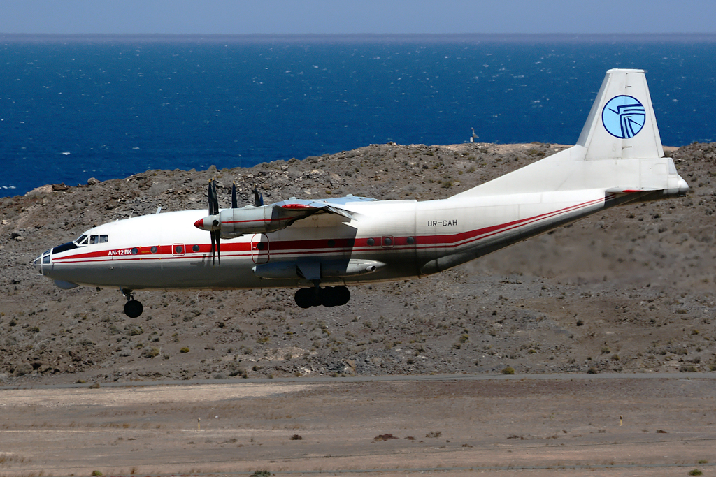 UR-CAH (8345604) 1968 Antonov An-12BK