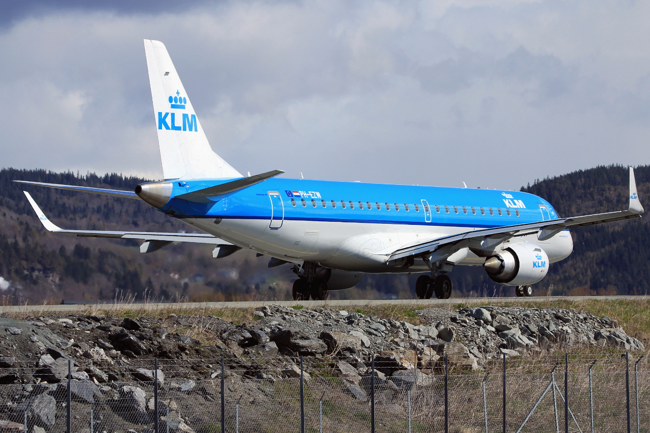 PH-EZW (190005339) Embraer 190-100STD
