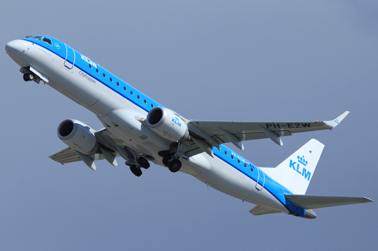 PH-EZW (190005339) Embraer 190-100STD