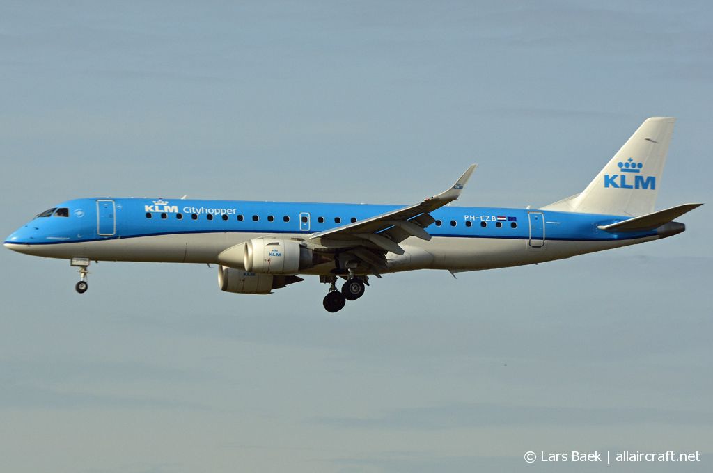 PH-EZB (19000235) Embraer 190-100STD