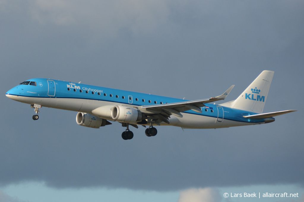 PH-EZF · Embraer 190-100STD · (CPH / EKCH)