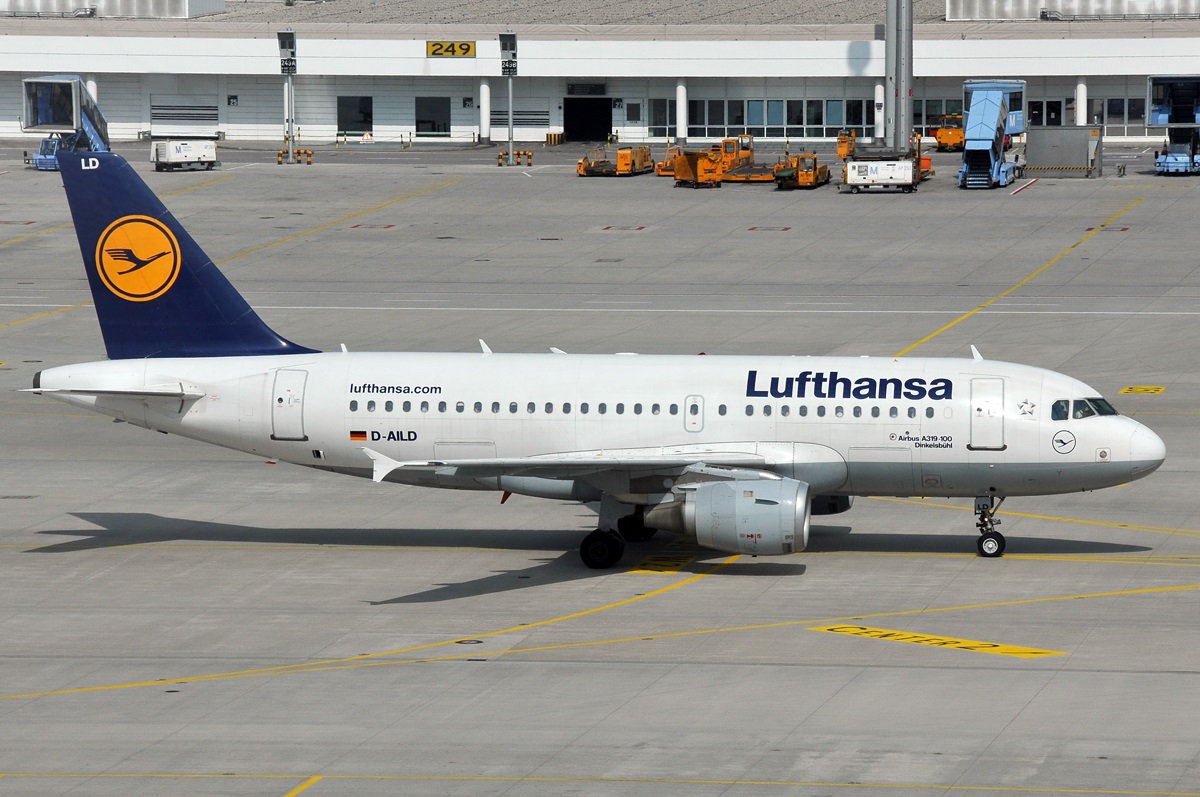 D-AILD (623) 1996 Airbus A319-114