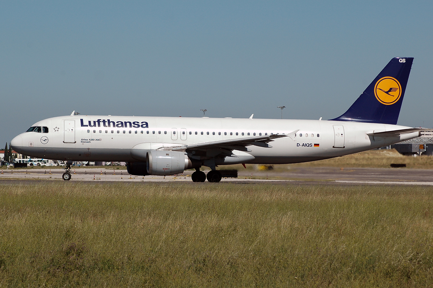 D-AIQS (401) 1993 Airbus A320-211