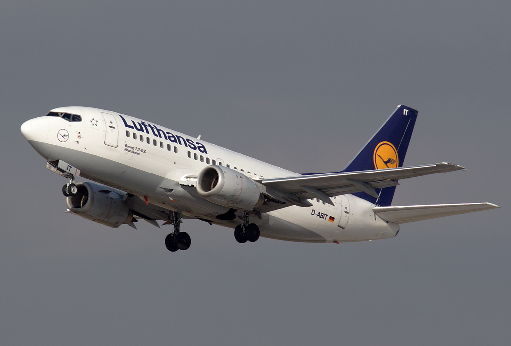 D-ABIT (24943) 1991 Boeing 737-530