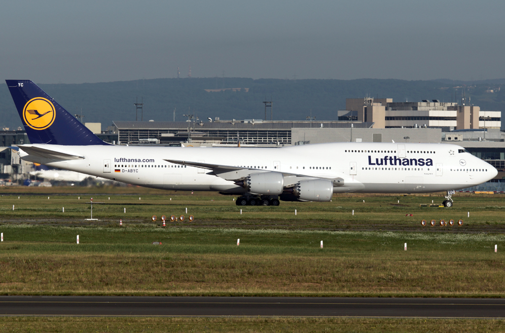 D-ABYC (37828) 2012 Boeing 747-830