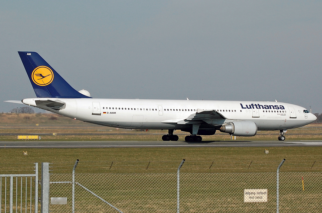 D-AIAM (408) 1987 Airbus A300B4-603