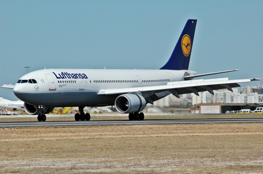 D-AIAU (623) 1991 Airbus A300B4-603