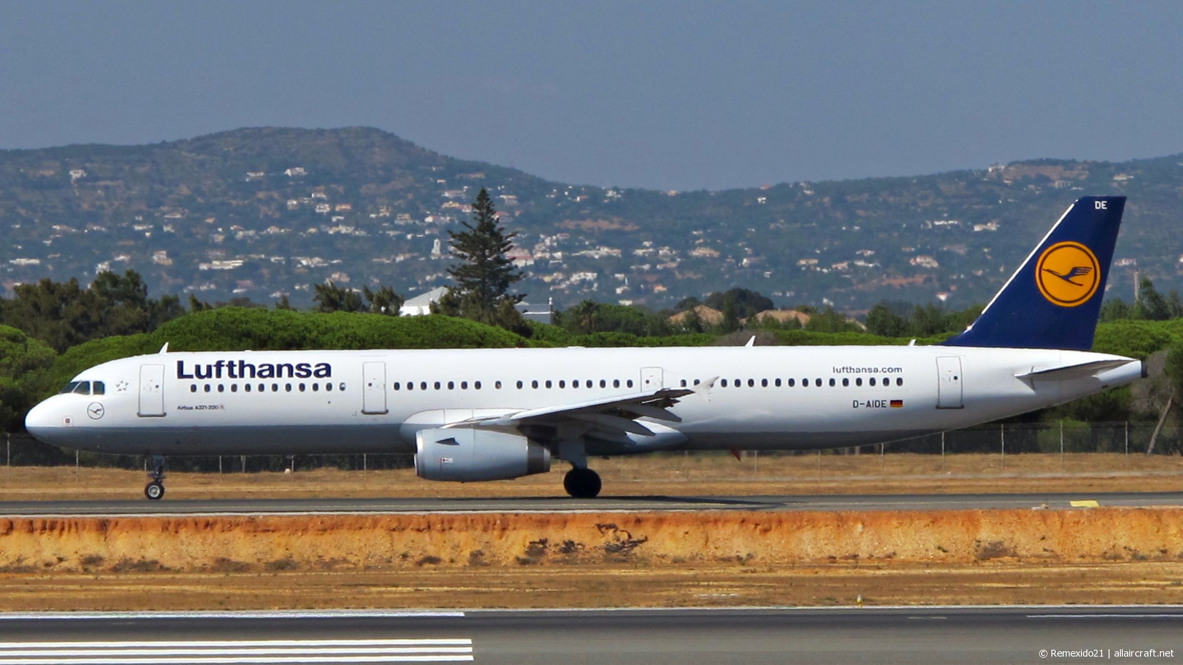D-AIDE (4607) 2011 Airbus A321-231