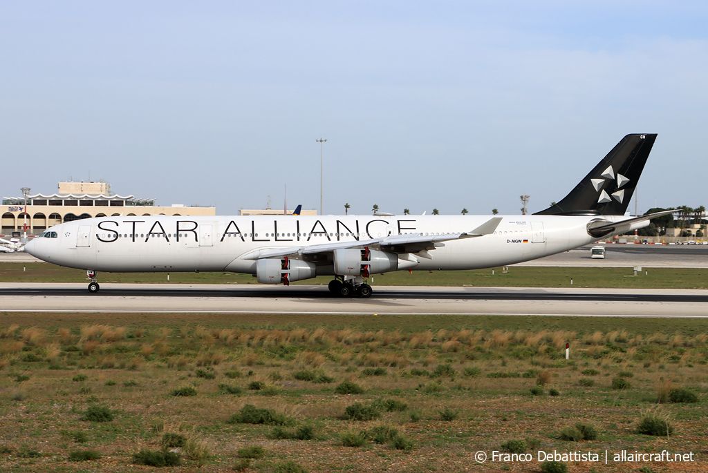 D-AIGW (327) 2000 Airbus A340-313