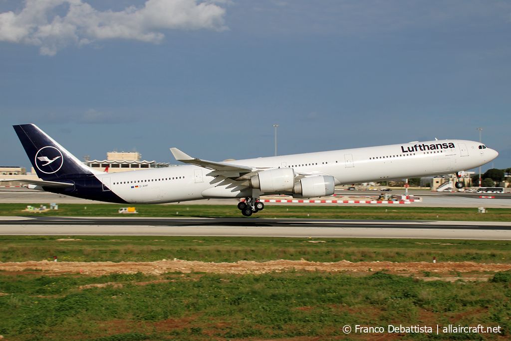 D-AIHF (543) 2004 Airbus A340-642