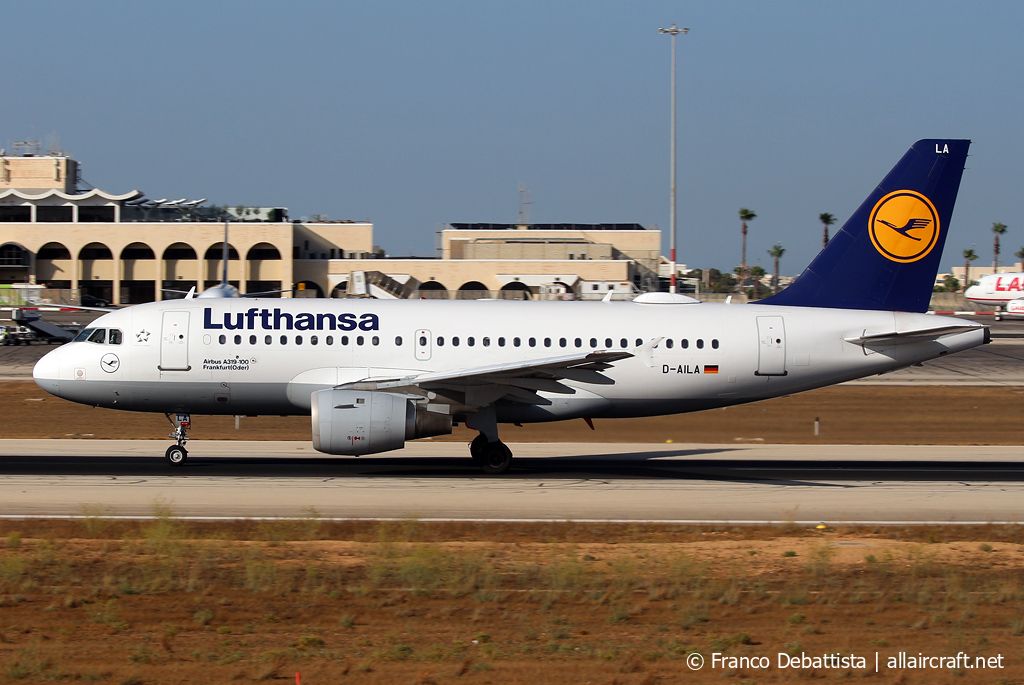 D-AILA (609) 1996 Airbus A319-114