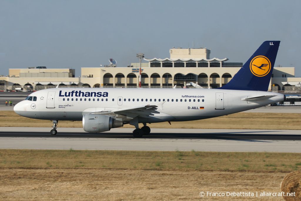 D-AILL (689) 1997 Airbus A319-114
