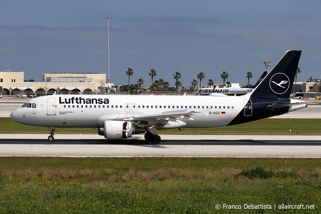 D-AIZC (4153) 2010 Airbus A320-214