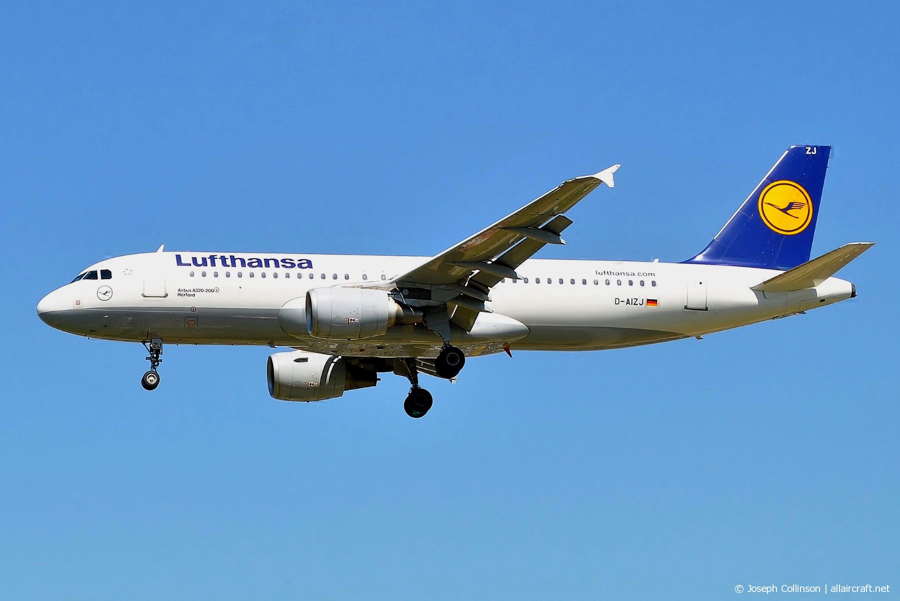 D-AIZJ (4449) 2010 Airbus A320-214
