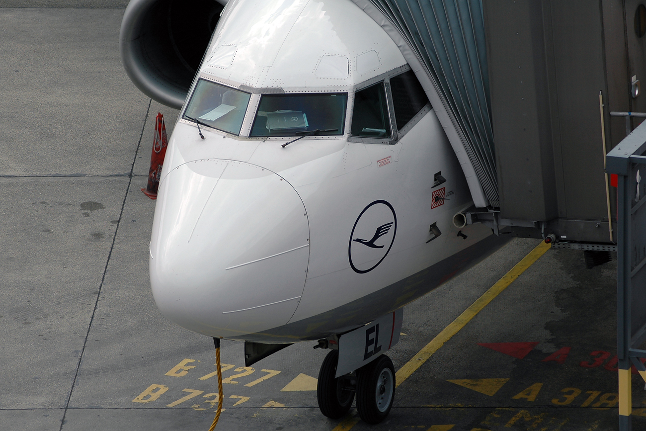 D-ABEL · Boeing 737-330 · (TXL / EDDT)