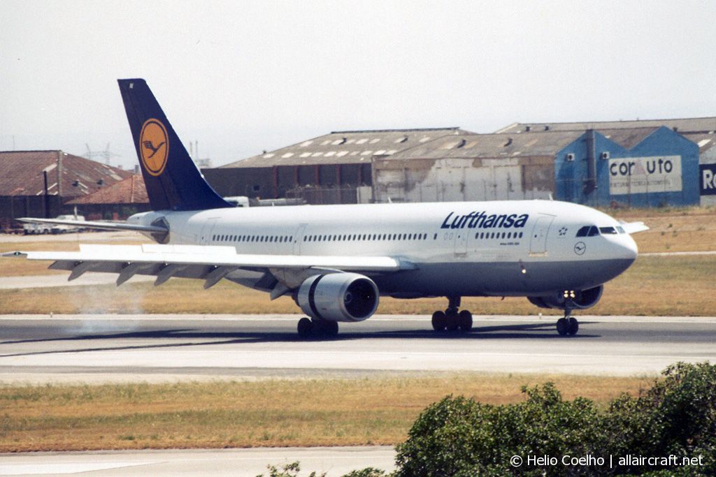 D-AIAY (608) 1991 Airbus A300B4-605R