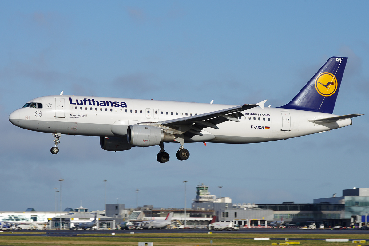 D-AIQN (269) 1991 Airbus A320-211