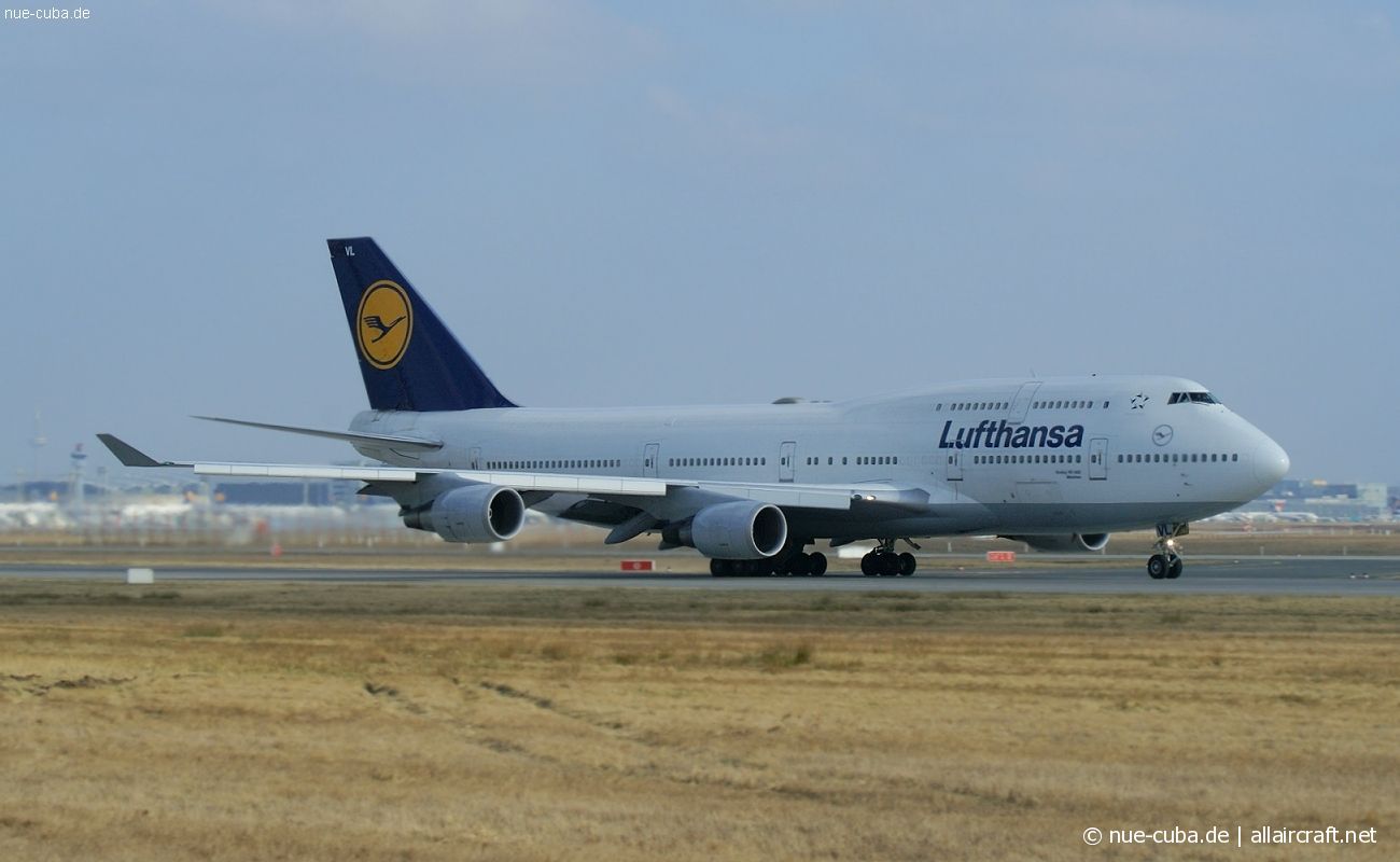 D-ABVL (26425) 1992 Boeing 747-430