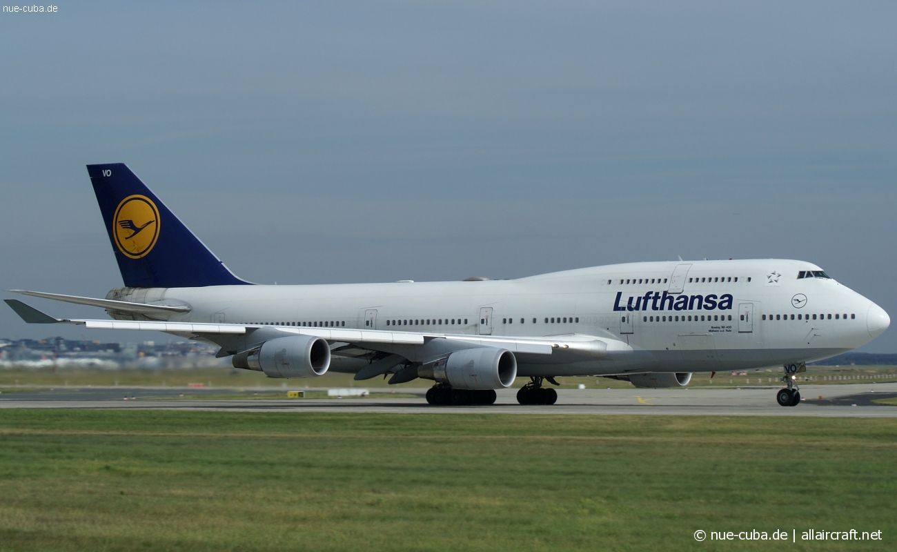 D-ABVO (28086) 1996 Boeing 747-430