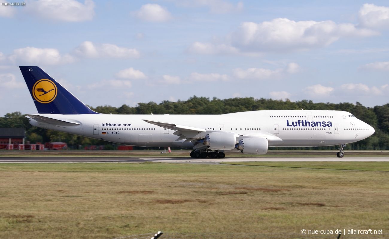 D-ABYC (37828) 2012 Boeing 747-830