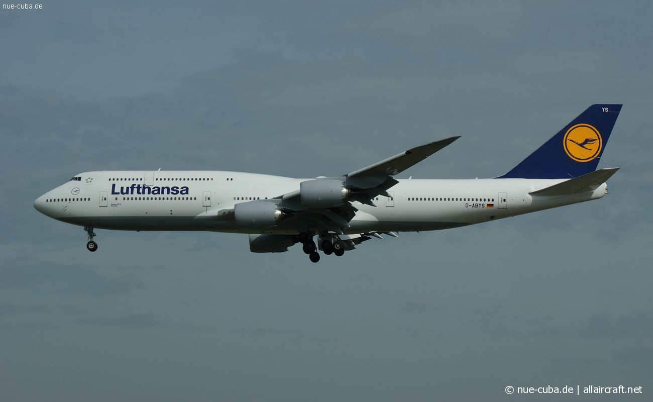 D-ABYS (37843) 2015 Boeing 747-830
