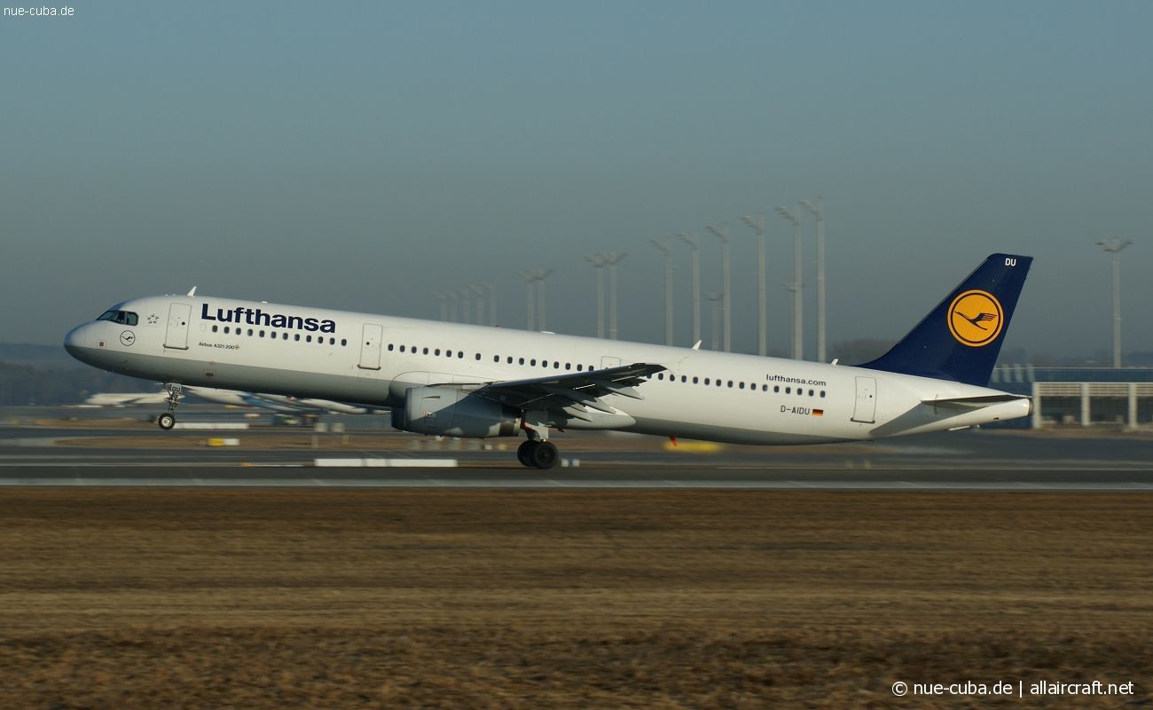 D-AIDU (5186) 2012 Airbus A321-231