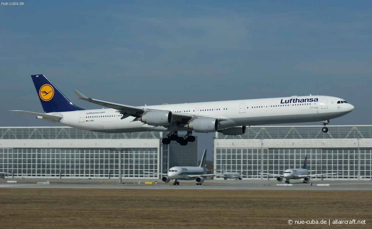 D-AIHC (523) 2003 Airbus A340-642