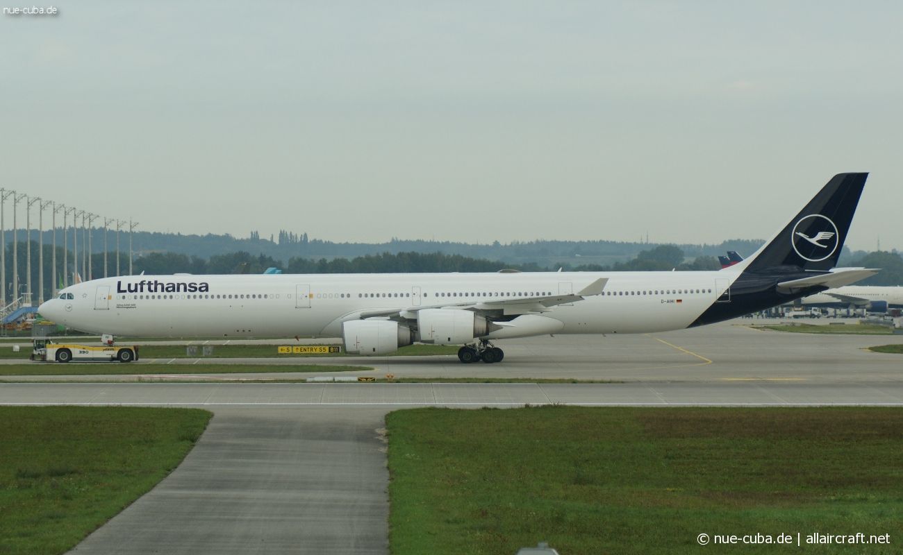 D-AIHI (569) 2004 Airbus A340-642