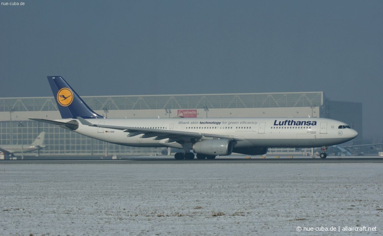 D-AIKB (576) 2004 Airbus A330-343