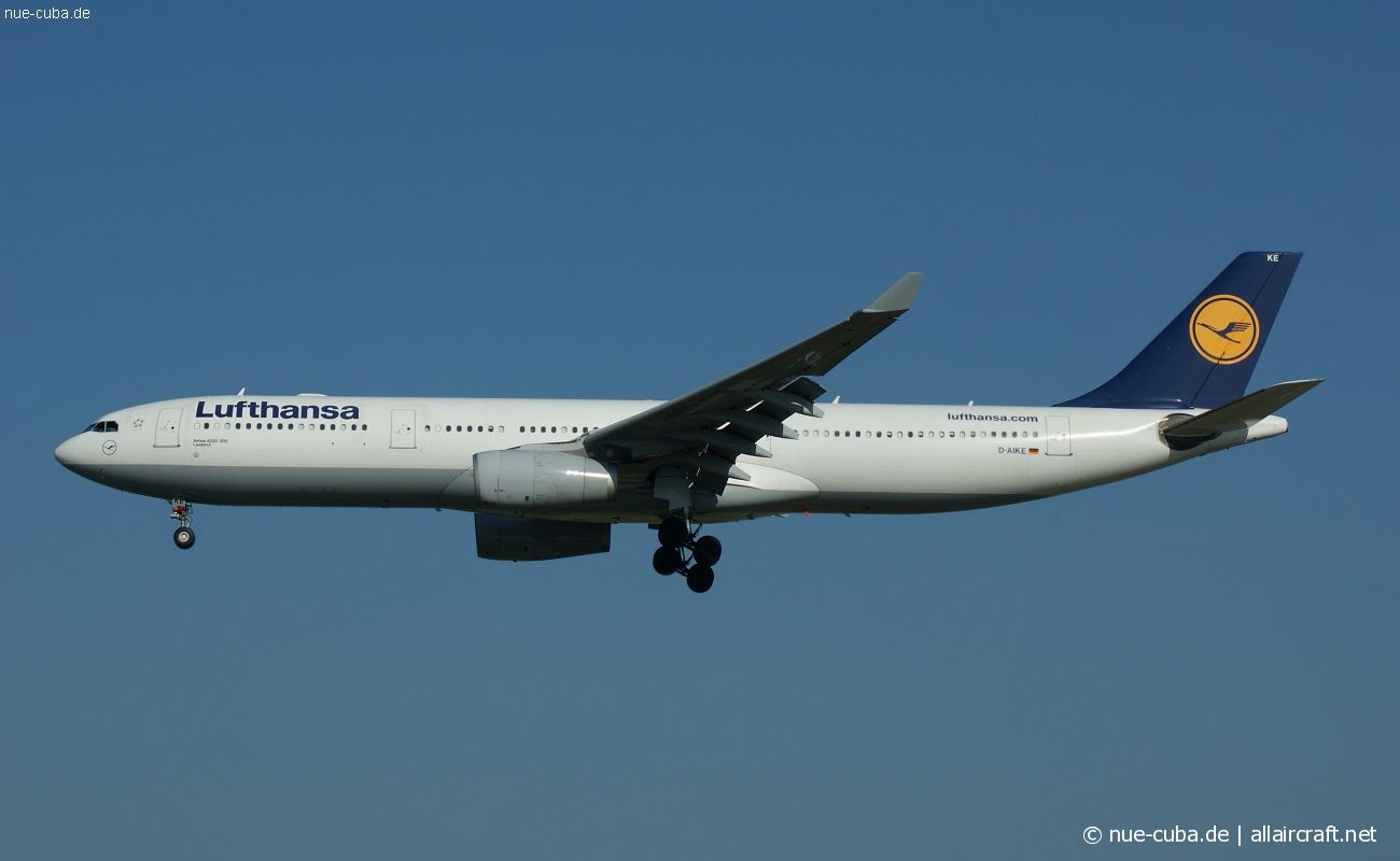 D-AIKE (636) 2004 Airbus A330-343