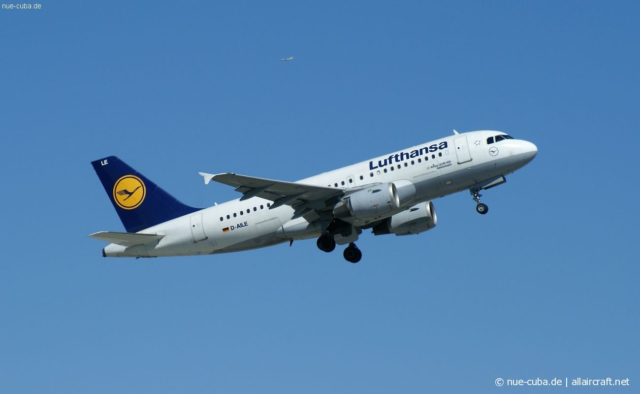 D-AILE (627) 1996 Airbus A319-114