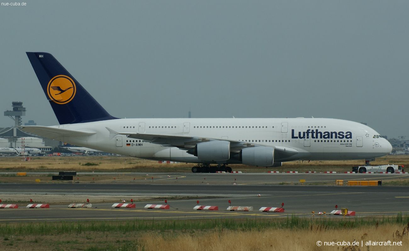 D-AIMH (070) 2010 Airbus A380-841