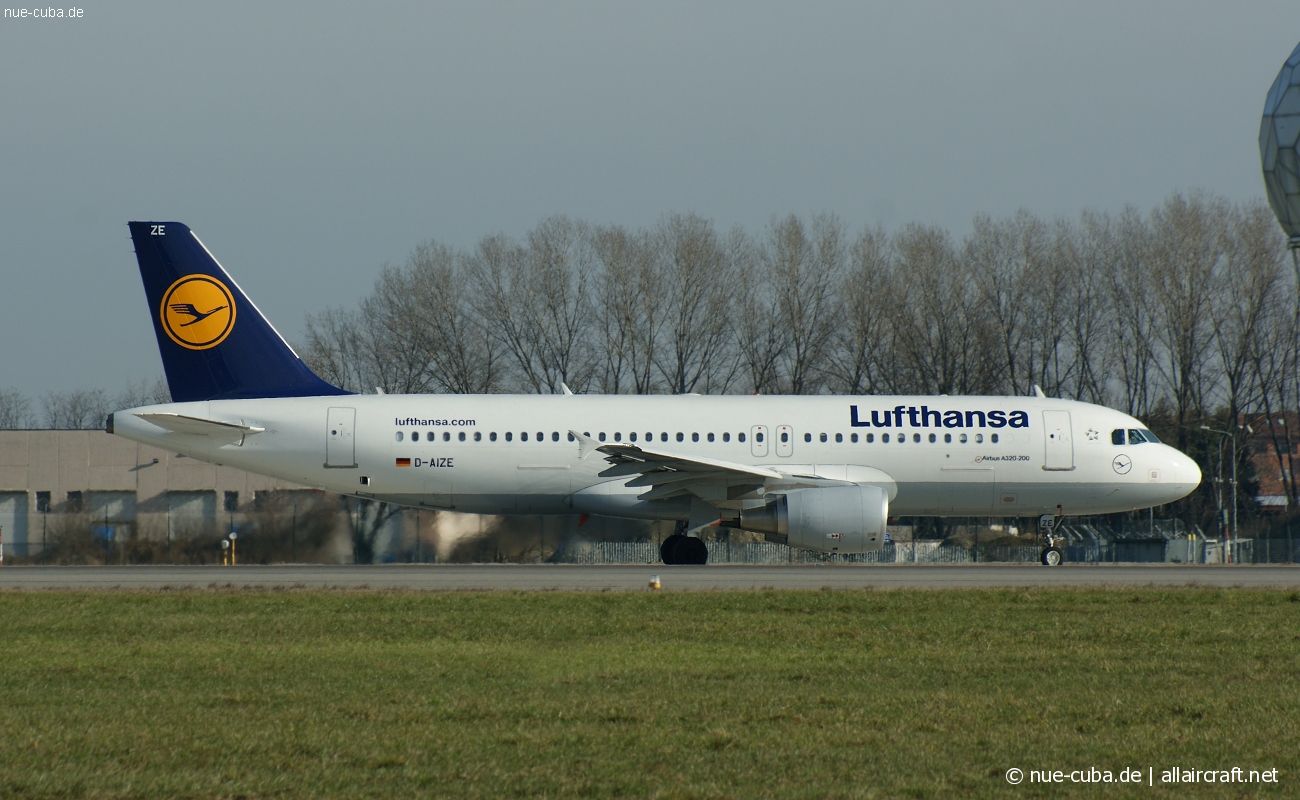D-AIZE (4261) 2010 Airbus A320-214