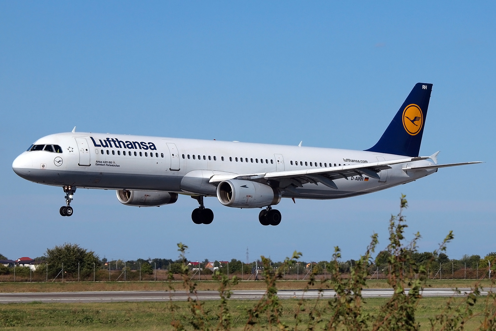 D-AIRH (412) 1993 Airbus A321-131