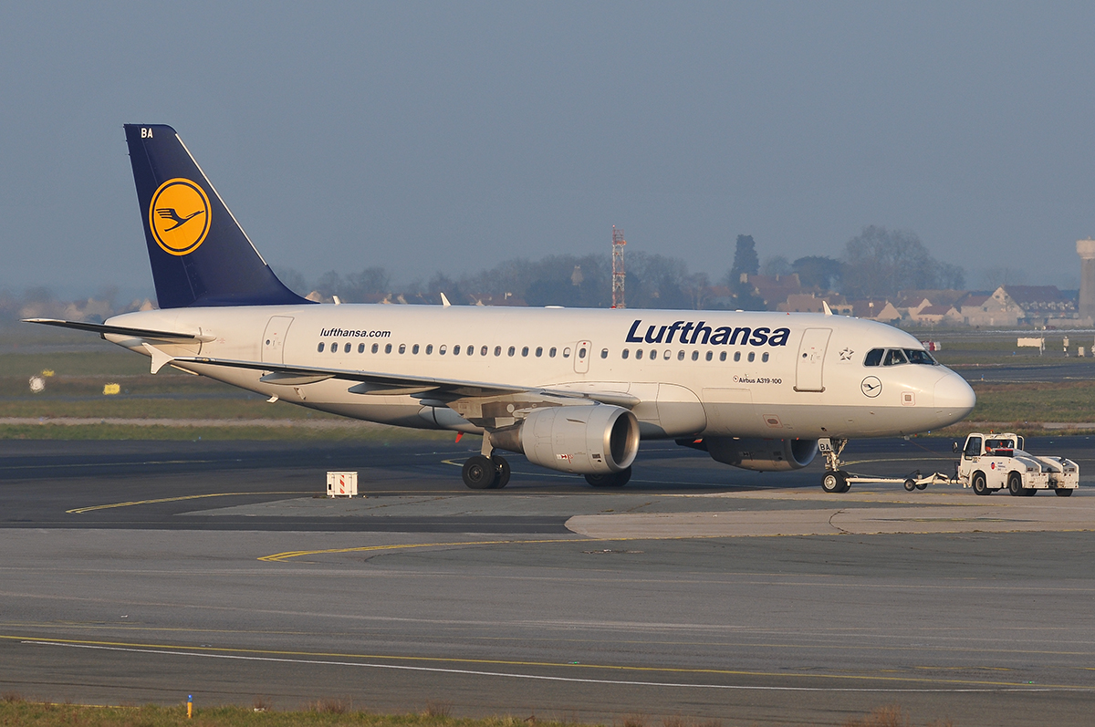 D-AIBA, (cn 4141), Airbus A319-112