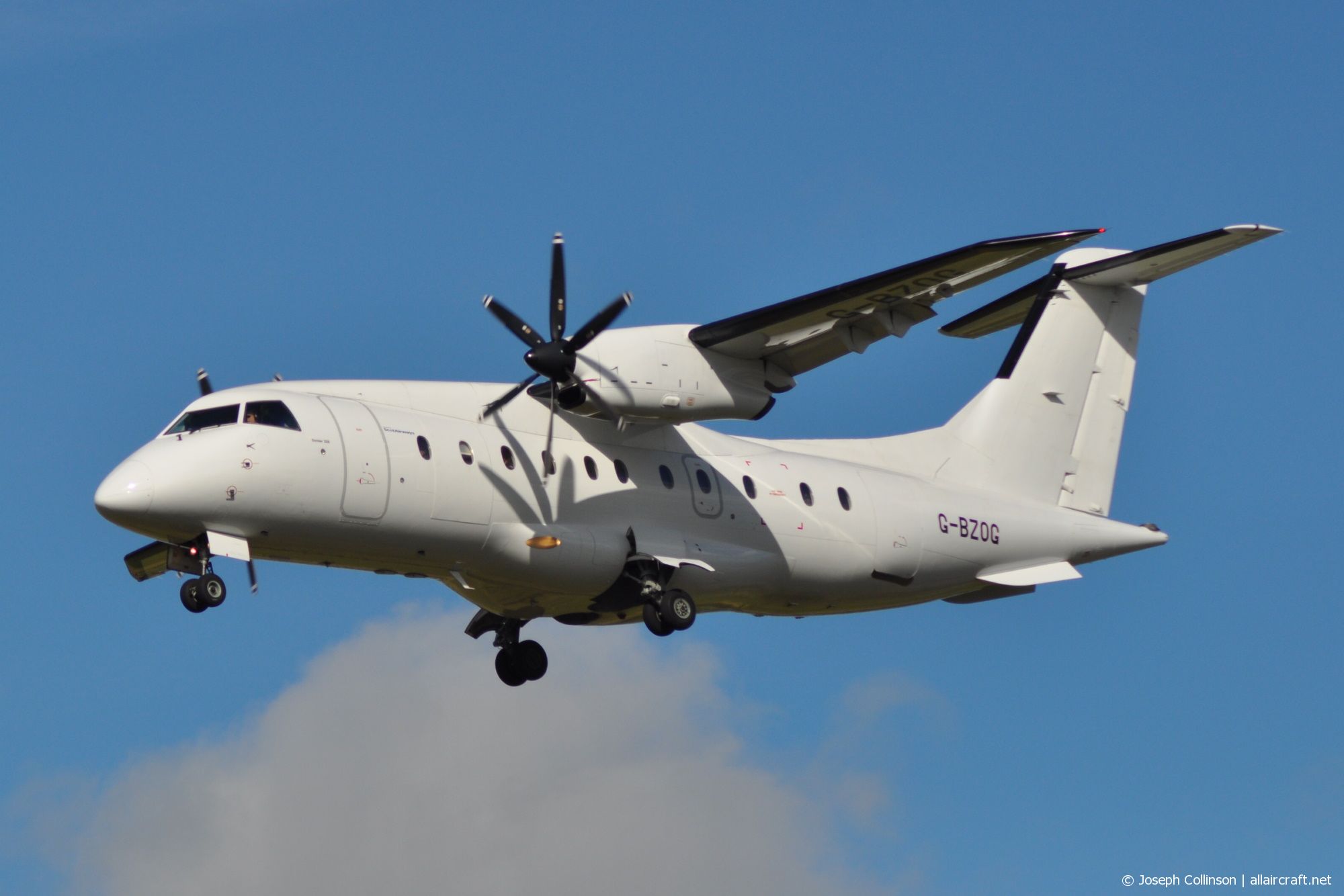 G-BZOG (3088) 1998 Dornier Do-328-110